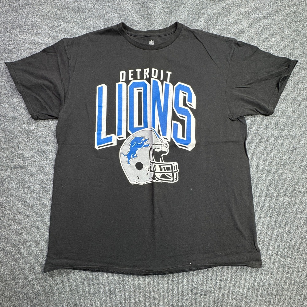 Detroit Lions NFL Team Apparel Shirt Mens XL Black Football Helmet Graphic Print